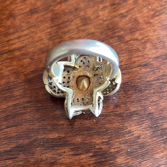 Ring. Gold and silver with diamonds - Picture 2 of 4